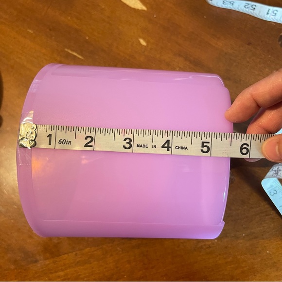 Tupperware Freezer Mates Round Container 2L - Picture 5 of 6